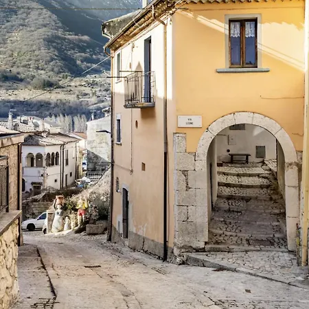 In Piazza - La Corte Di Castello 47